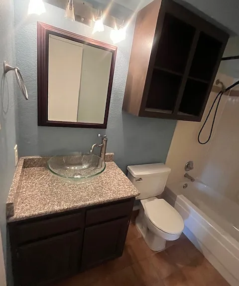 409 Walnut Creek Dr — Photo 16