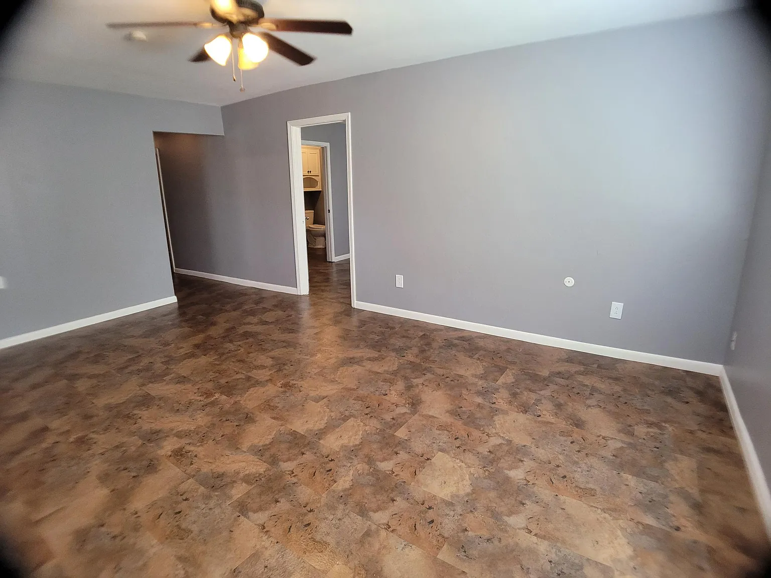 3 bed, 1340 sqft, $1,245 — Photo 4