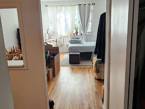 2nd image of 412 E 78th St #2B