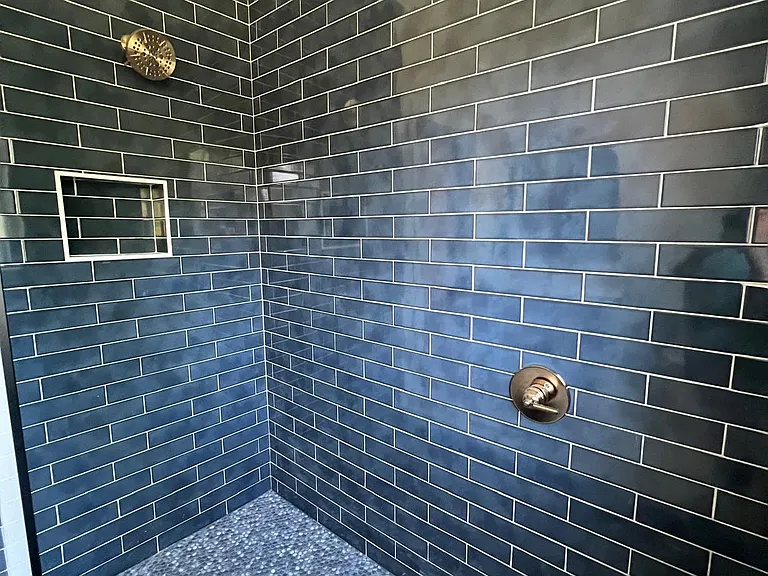400 N Sherman St — Photo 22