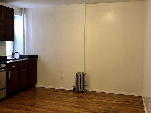5th image of 403 E 77th St #10A