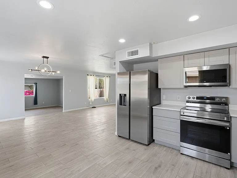 3455 S Magda Ave — Photo 18