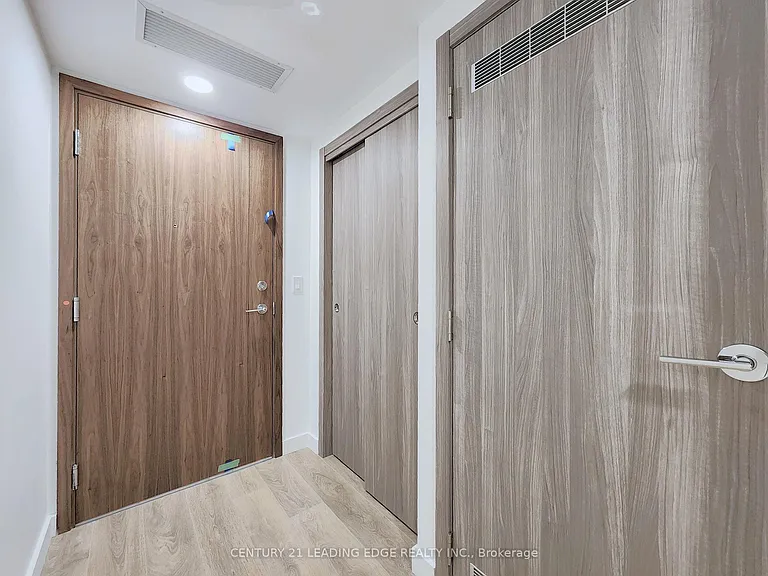 38 Widmer St #1009 — Photo 9