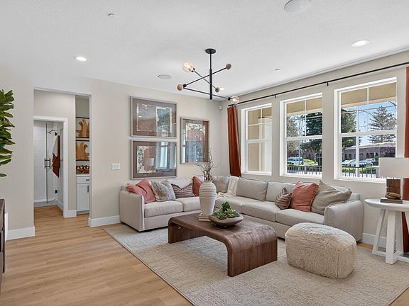 3rd image of 826 Buckley Drive
