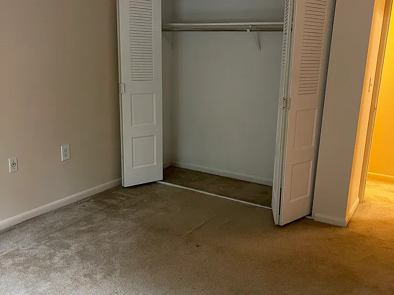 175 Mill Pond Rd #135 — Photo 9