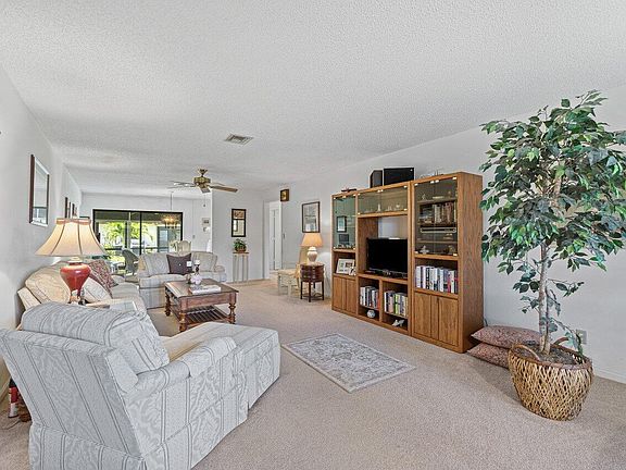 4th image of 4863 Dovewood Terrace #B