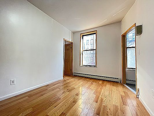 2nd image of 16 Conselyea St #3