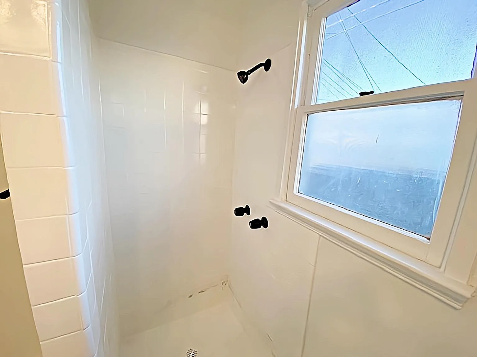 3 bed, 1400 sqft, $2,795 — Photo 4
