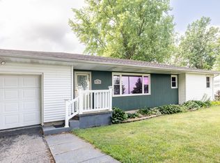 307 W Graham St, Kentland, IN 47951