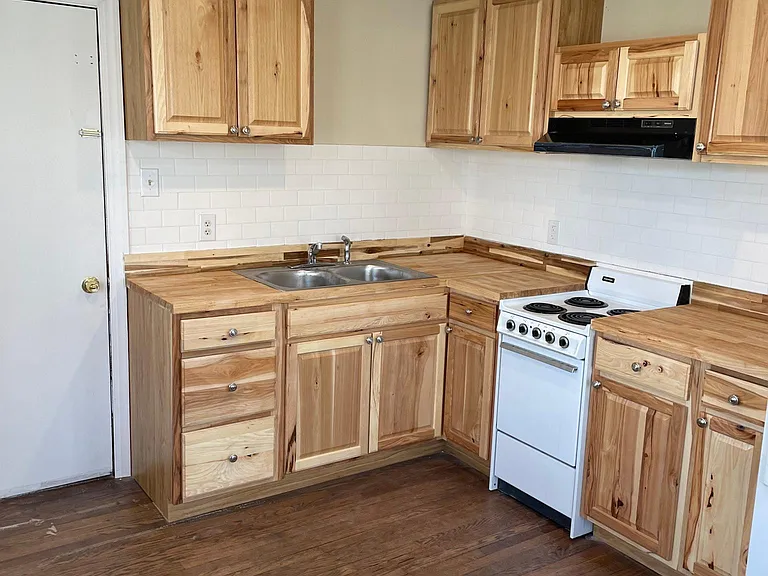1580 Prospect St #1A — Photo 6