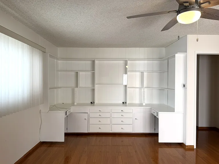 834 W 25th St #834 — Photo 18