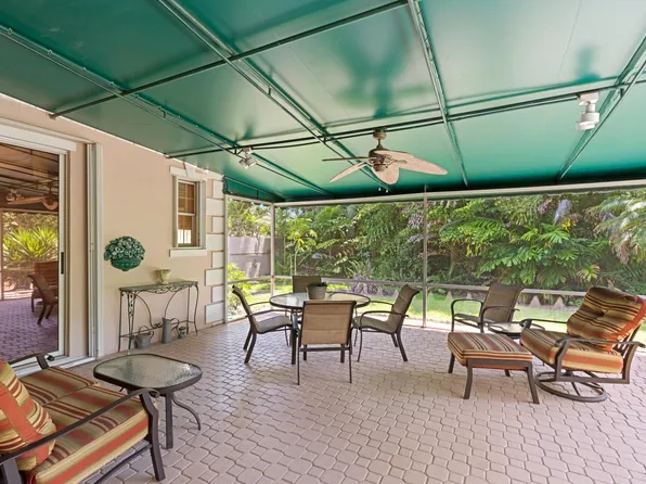 8016 Travelers Tree Drive, Boca Raton, FL 33433