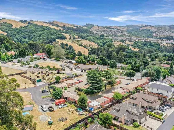 4920 Jensen Rd, Castro Valley, CA 94552