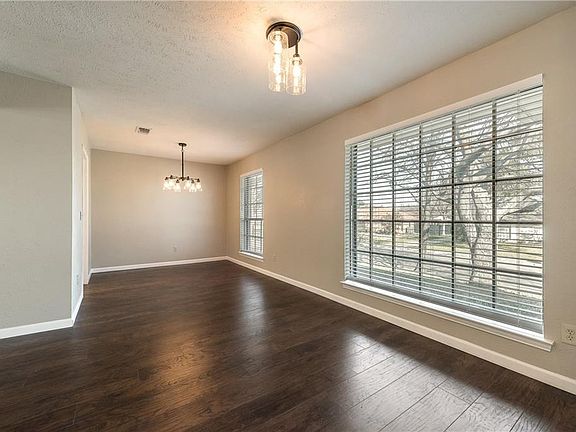 4th image of 1432 Juniper Ln