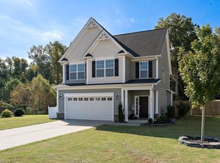 32 Brickhouse Ln, Fuquay Varina, NC 27526