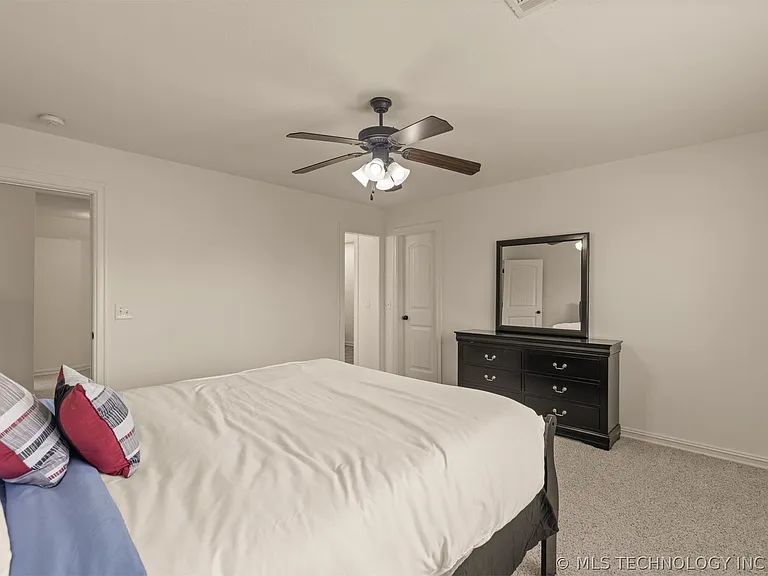 4902 S 165th East Ave — Photo 39