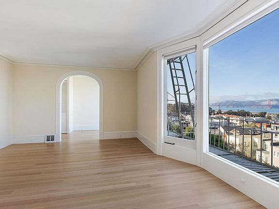 4th image of 2626 Union St APT 2