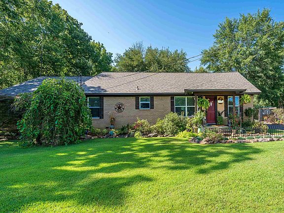 3rd image of 2812 Greenhills Dr