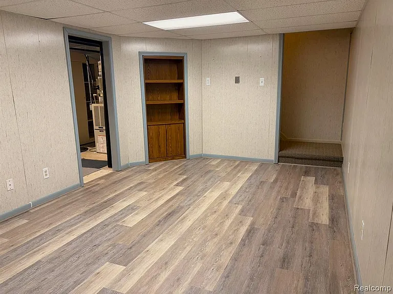 41090 Southwind Dr — Photo 17
