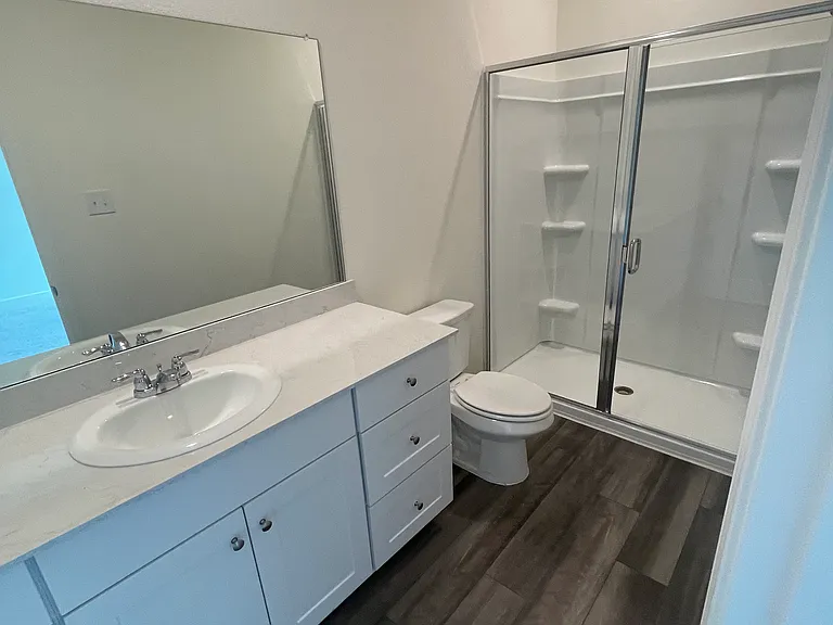 111 Connecticut Ct — Photo 11