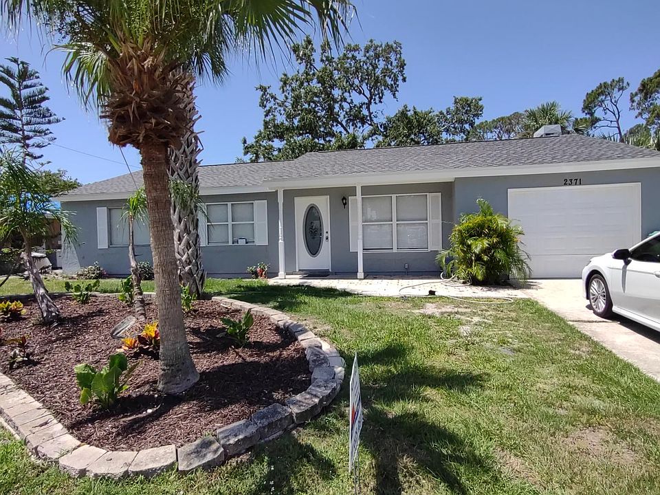 1st image of 2371 Ambrose Ln