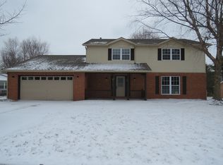 1110 Heatherwood Dr, O Fallon, IL