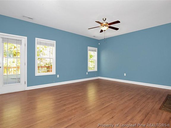 4th image of 121 Palmate Ct