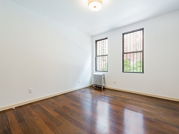 5th image of 235 Lexington Ave APT 5