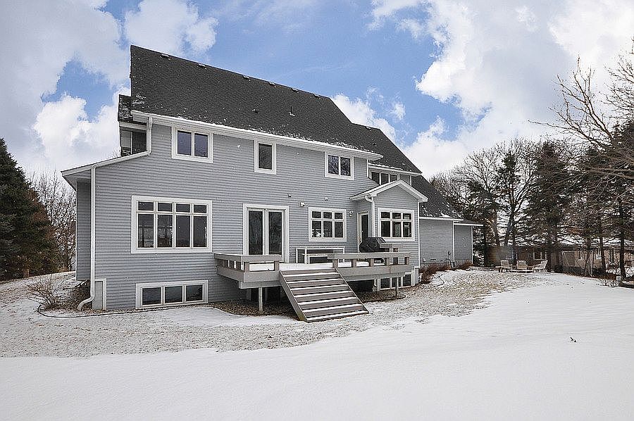 2nd image of 7540 W Shoreline Dr