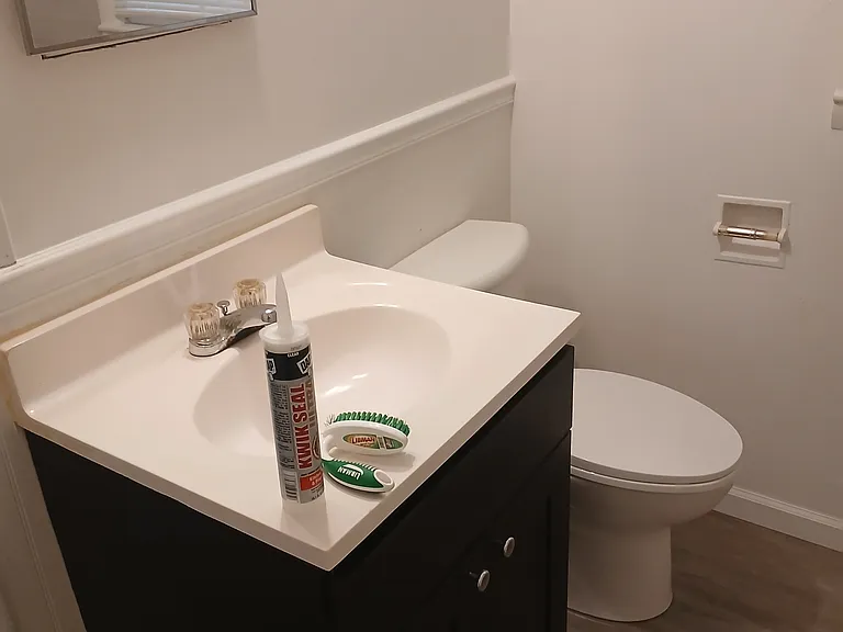 712 N Scott Ave #2-800 — Photo 6