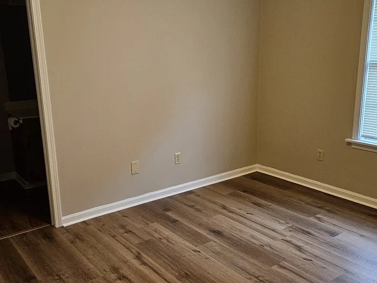122 Wedgewood Dr #9 — Photo 6