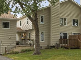 7432 Landau Curv, Bloomington, MN 55438