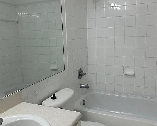 3rd image of 5091 NW 7th St APT 1005