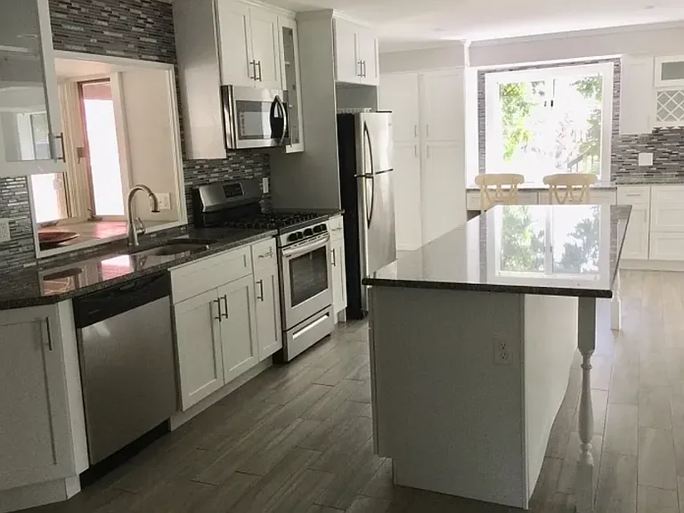 68 Savage Rd — Photo 1