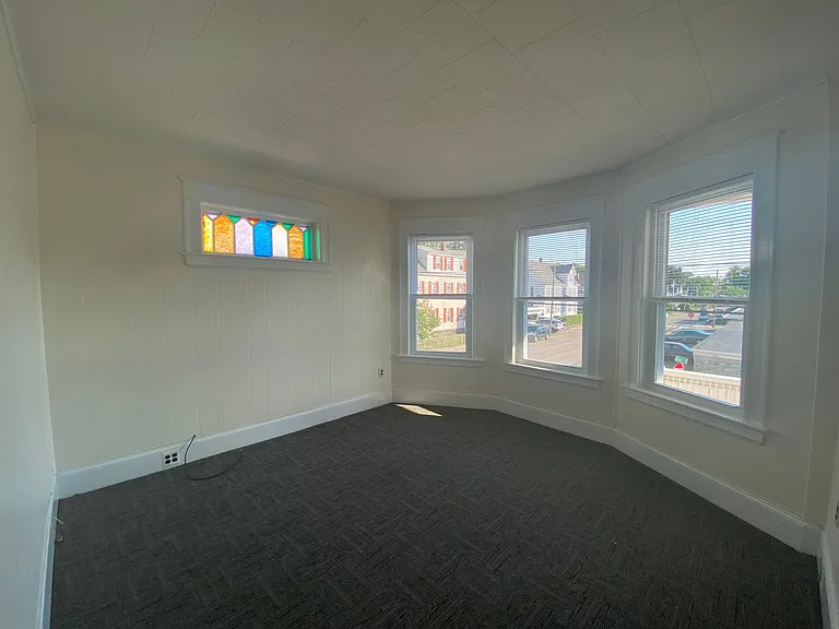 117 Avon St — Photo 15