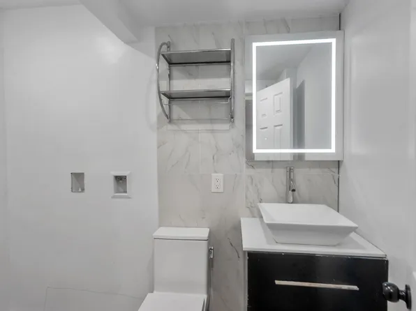 241 Palisade Avenue image 16 of 22