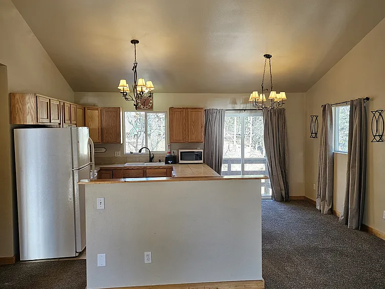 252 Blossom Rd — Photo 2