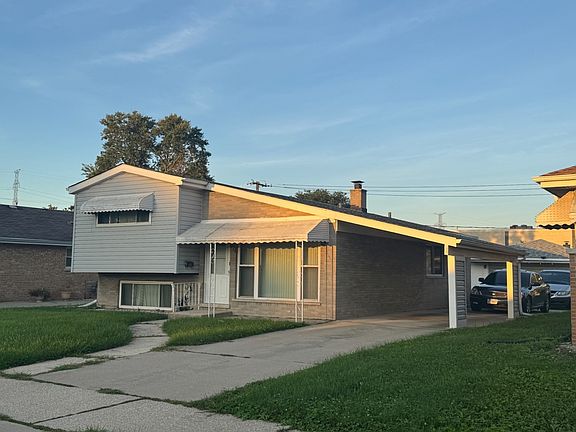 3rd image of 1127 Herbert Ave