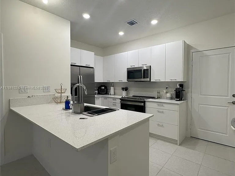 4227 NW 83rd Path — Photo 9