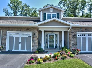 Wyndham Rd, Clarks Summit, PA 18411