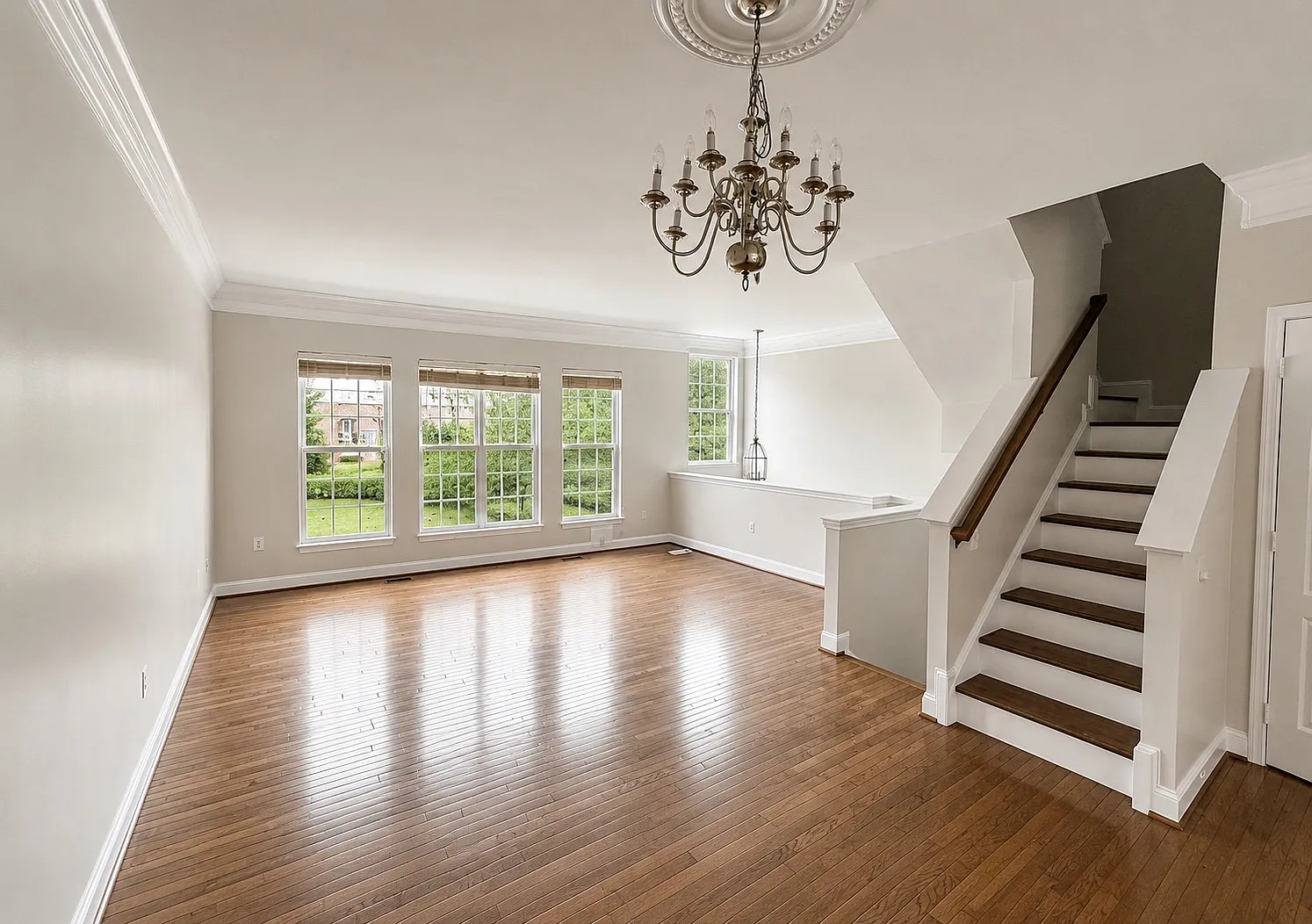 3 bed, 2.5 bath, 1848 sqft, $3,000 — Photo 3