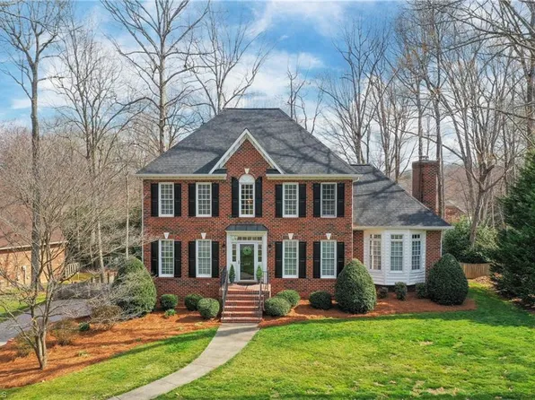 1010 Fallbrook Ln, Lewisville, NC 27023