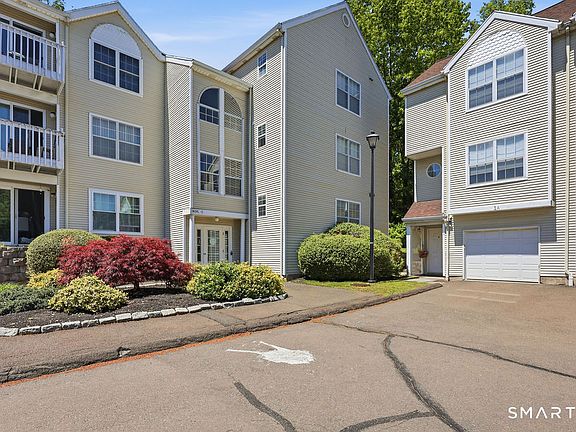 3rd image of 2390 State Street #2U