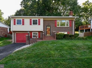 13408 Kingsman Rd, Woodbridge, VA 22193
