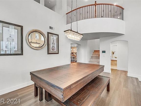 5th image of 9516 Leadbrick St