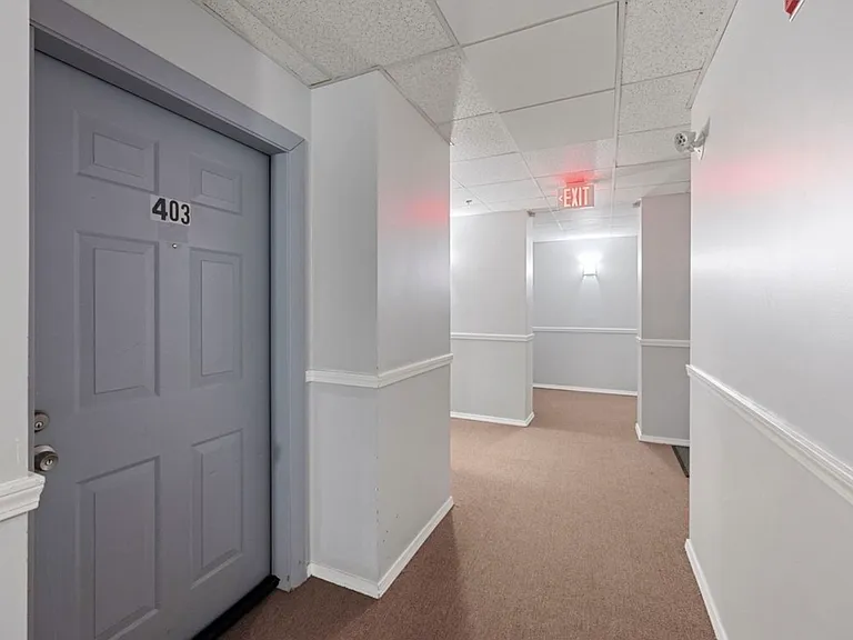 64 Foster St #403 — Photo 4