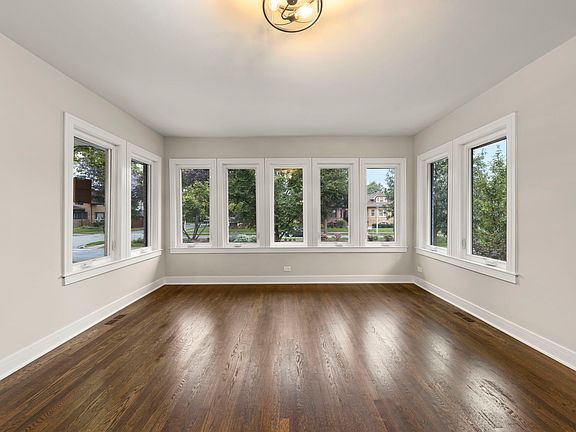 3rd image of 47 Le Moyne Pkwy