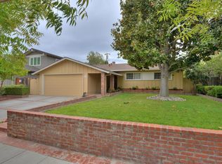 215 Howes Dr, Los Gatos, CA 95032