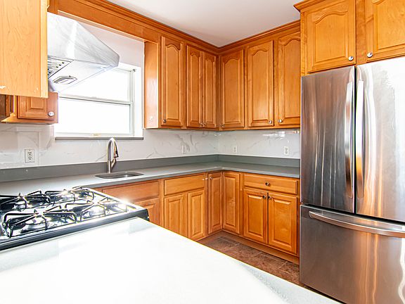 5th image of 1832 78th St APT 3