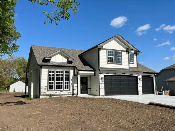 1929 N 153rd Ter, Basehor, KS 66007